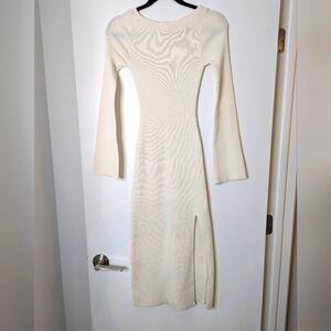NWOT Ivory Long Sleeve Dress